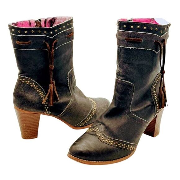 Dingo Sassie Tassel Studded Block Heel Brown Cowboy Boots Sise 8M - Picture 1 of 10